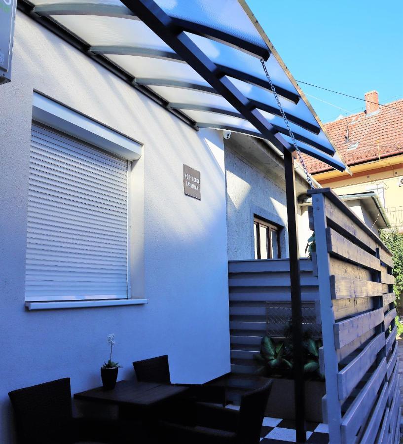 Wolf House Apartman Zalaegerszeg Ngoại thất bức ảnh