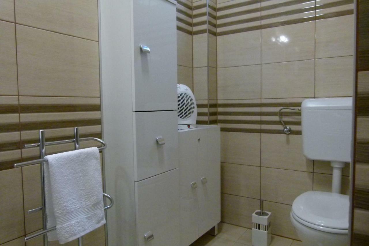 Wolf House Apartman Zalaegerszeg Ngoại thất bức ảnh
