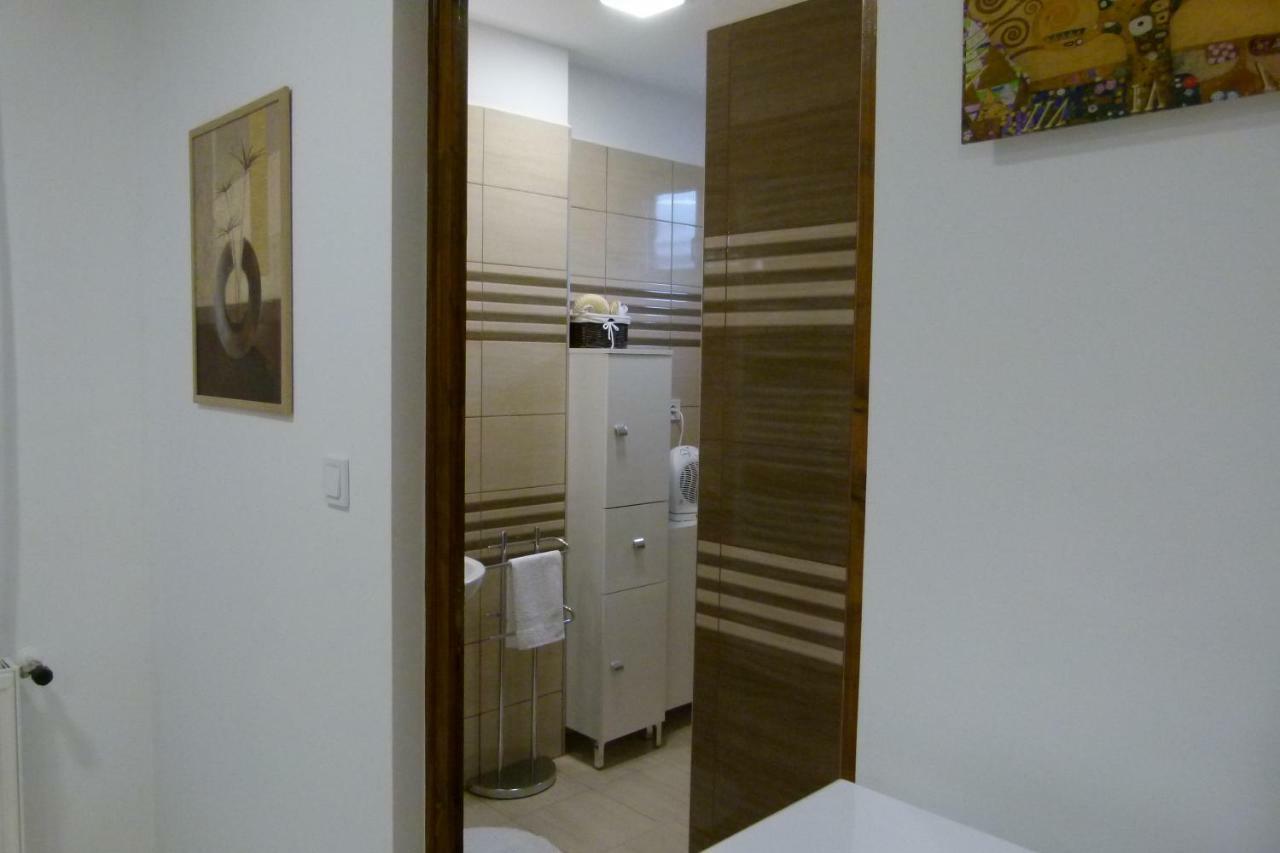 Wolf House Apartman Zalaegerszeg Ngoại thất bức ảnh