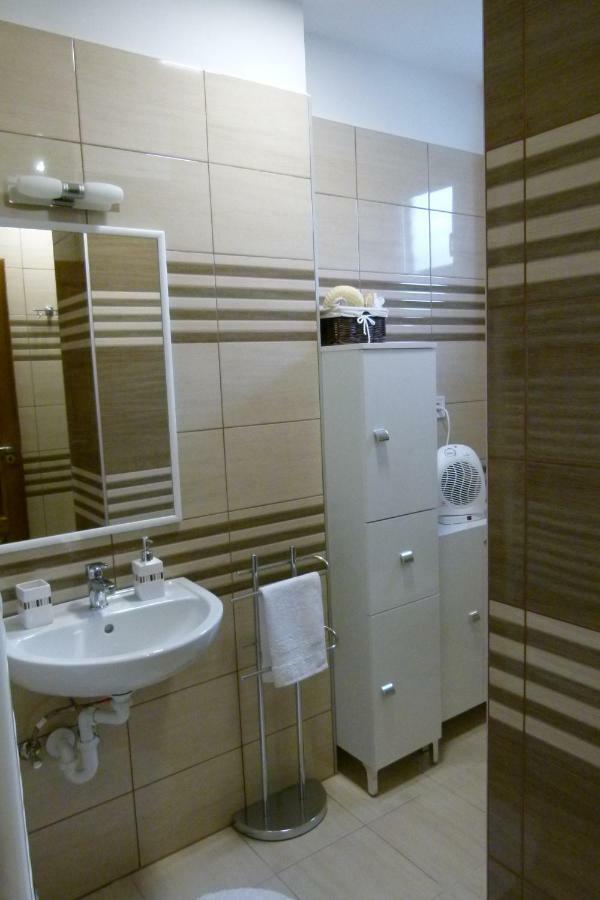Wolf House Apartman Zalaegerszeg Ngoại thất bức ảnh