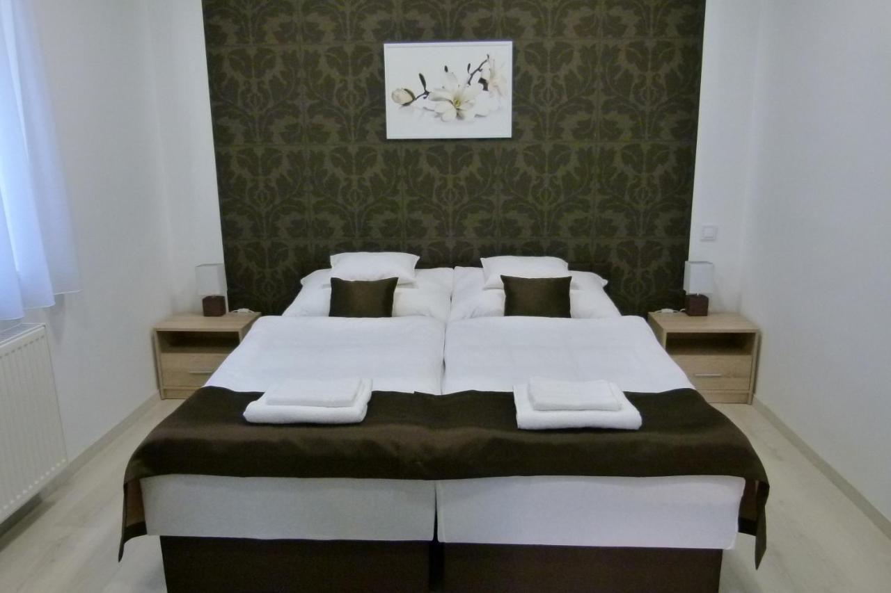 Wolf House Apartman Zalaegerszeg Ngoại thất bức ảnh