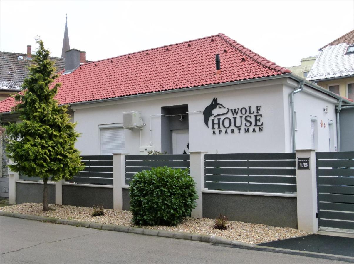Wolf House Apartman Zalaegerszeg Ngoại thất bức ảnh